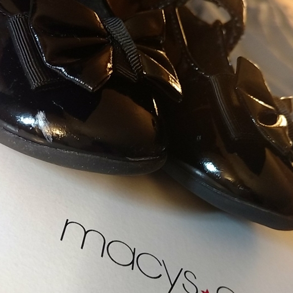 Little girl shoes size 7.5 - Picture 16 of 16